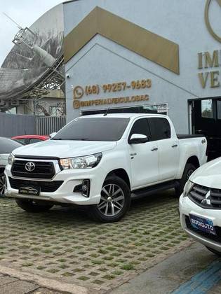 TOYOTA HILUX 2.7 SRV 4X4 CD 16V FLEX 4P AUTOMÁTICO TOYOTA HILUX 2.7 SRV 4X4 CD 16V FLEX 4P AUTOMÁTICO